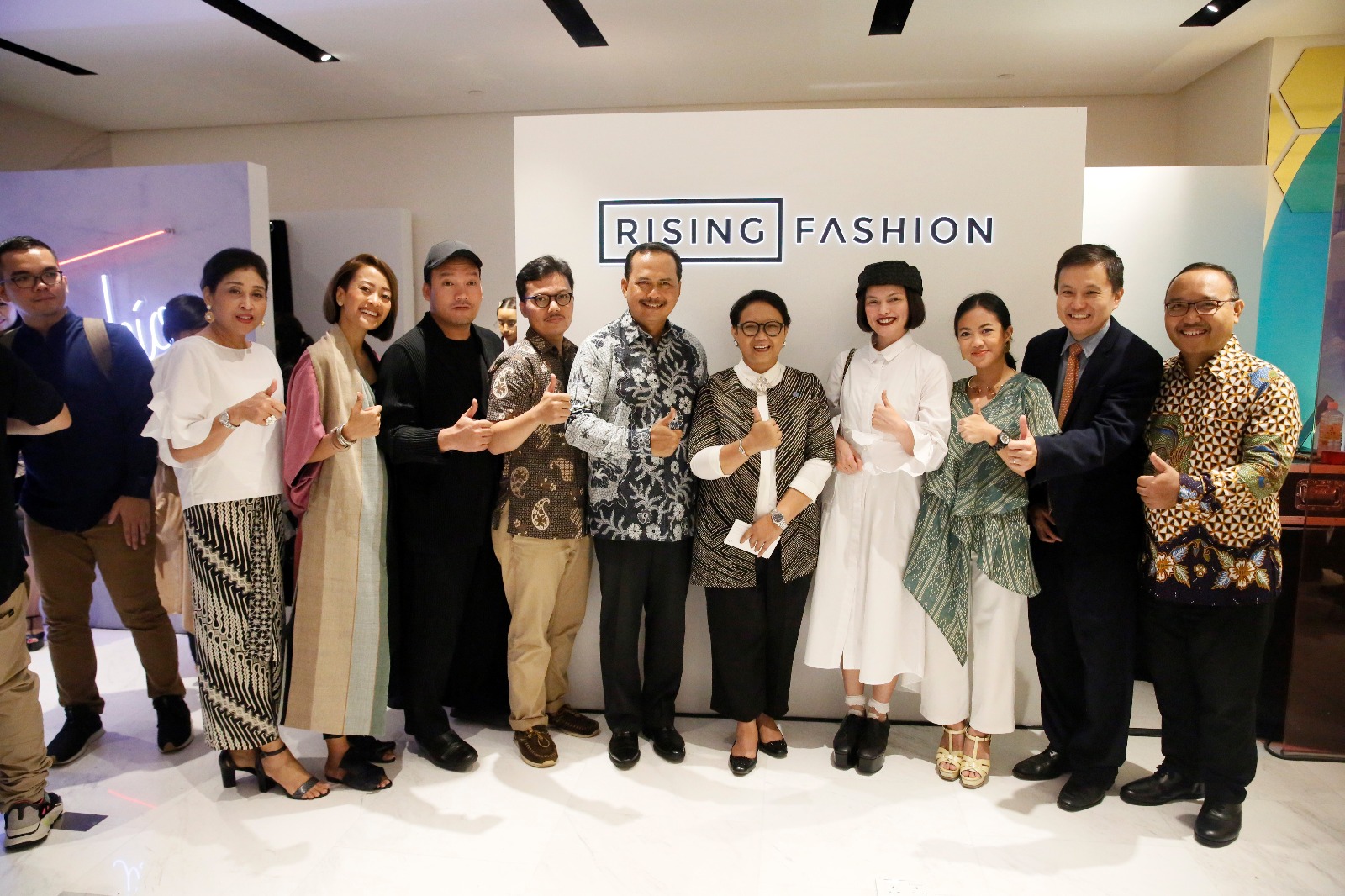 Resmi Dibuka, RISING Fashion 2018 Dihadiri Pebisnis dan Pengusaha Singapura dan Indonesia