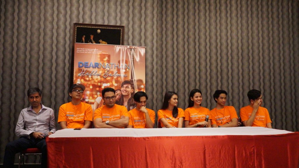 Capai 650 Ribu Penonton, Hello Salma Siap Nyalip Film Pertama