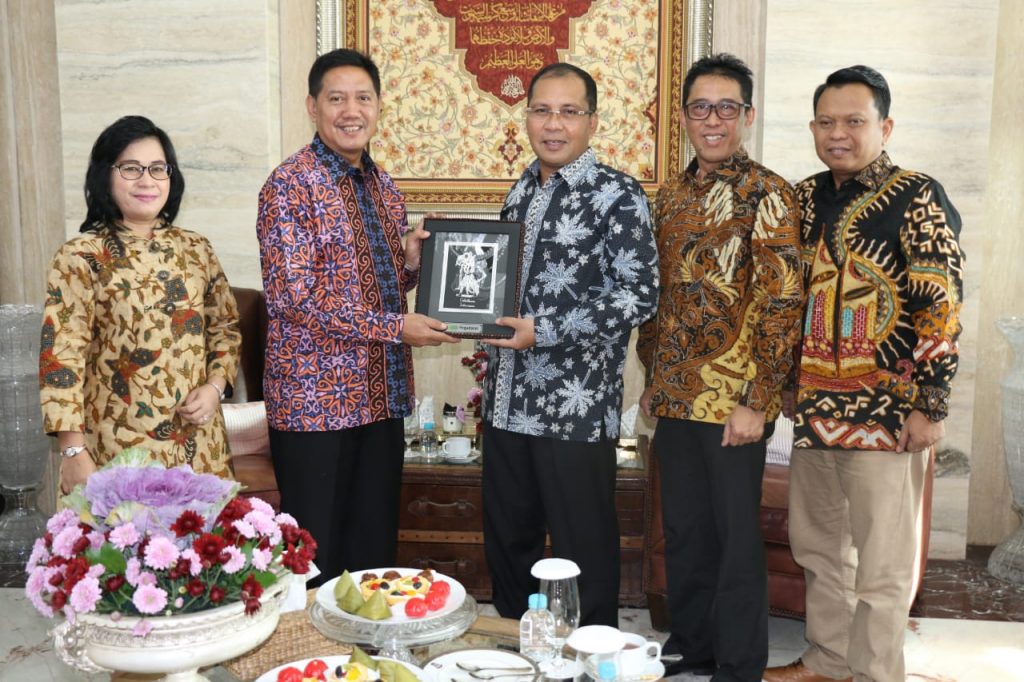 Program Memilah Sampah Menjadi Tabungan Emas  di Sulawesi Selatan