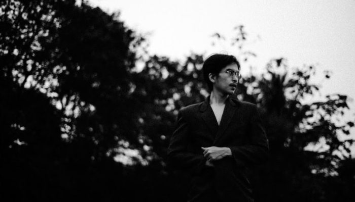 Mere Nauval Tunjukkan Personalnya Lewat Tak Pernah Lewat Kata