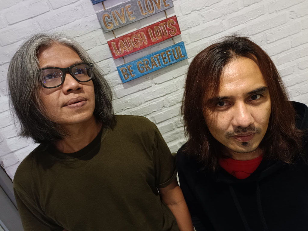 Anov Blues One dan Ollan