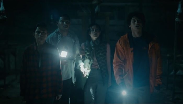 Pasar Setan Berikan Teror Mitos Gunung di Indonesia