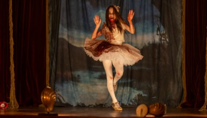 Review: Abigail, Teror Vampir Penuh Kelucuan, Ketagangan dan Mengerikan