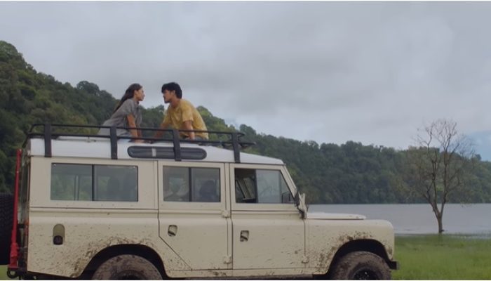 Review: Romeo Ingkar Janji, Kisah Cinta Dua Dimensi Romeo dan Agatha