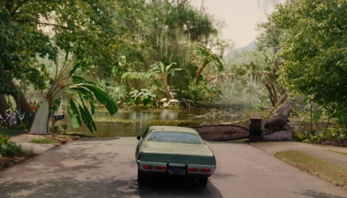 Review: The End of Oak Street, Film Dinosaurus Yang Hadir Dengan Konsep Klasik